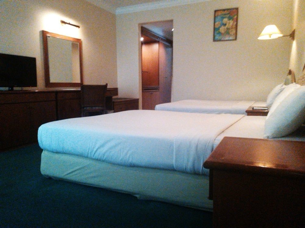 The Acacia Hotel Batam Екстериор снимка